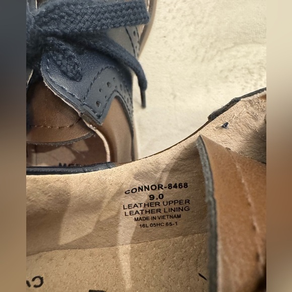 NWOB! Footmates Connor Classic Brown and Navy Saddle Shoes, sz 9 (Toddler) - Picture 8 of 8